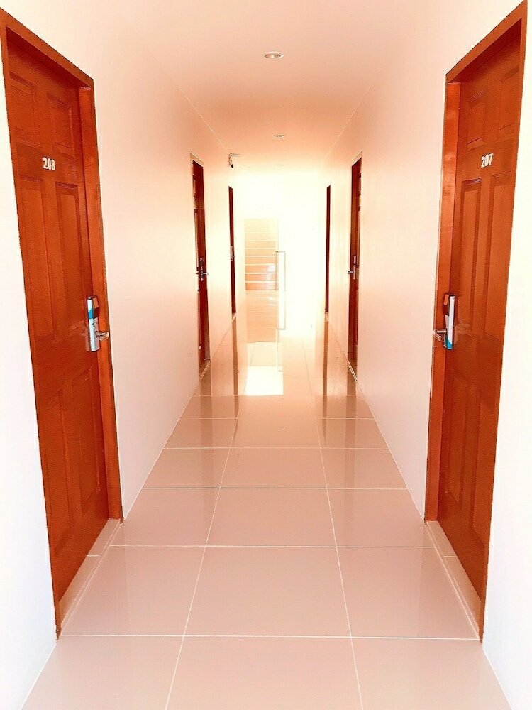 Фото Patch Suvarnabhumi Bangkok - Hostel