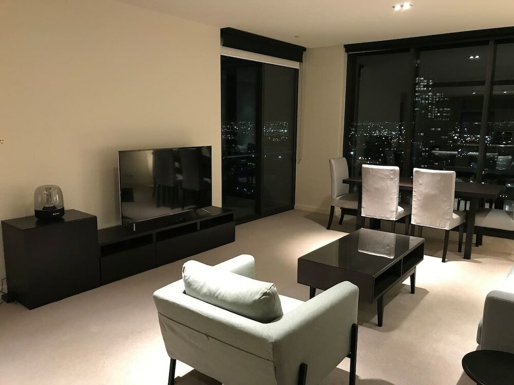 Фото Melbourne Docklands Convesso Seaview Apartment