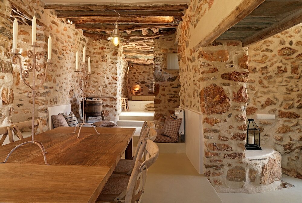 Фото Themonies Luxury Suites