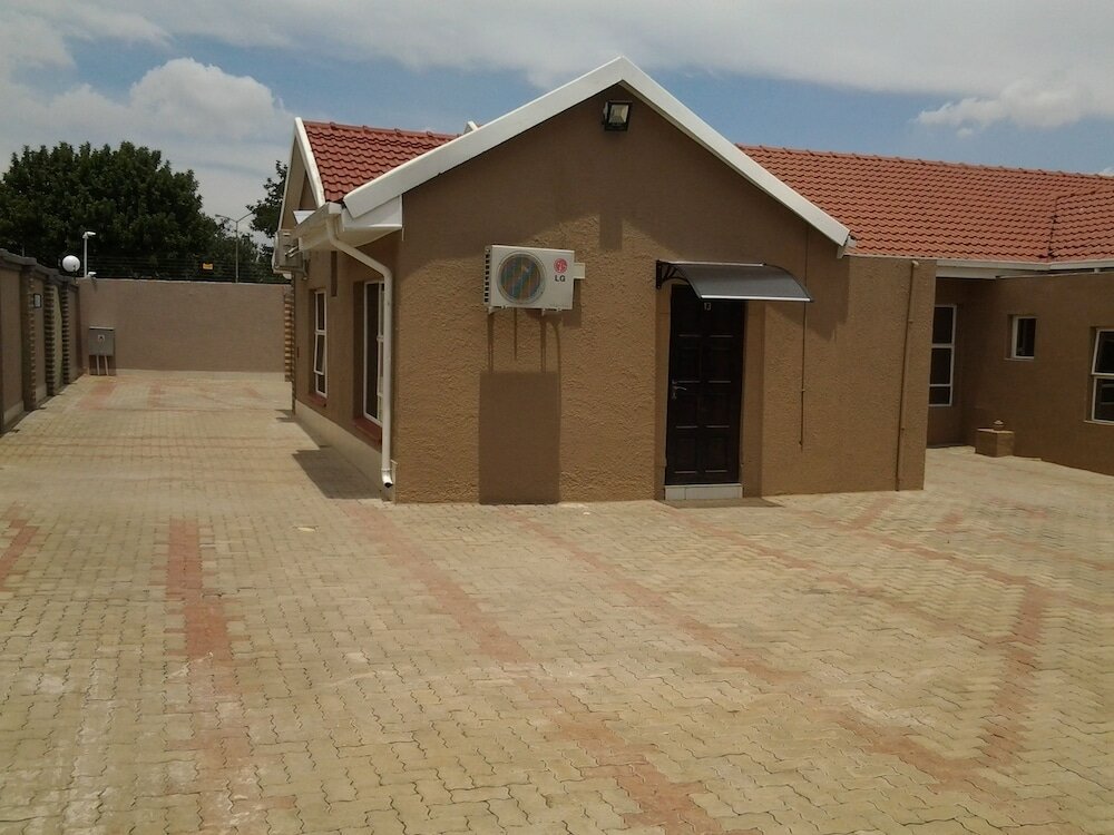 Фото Channel View Lodge