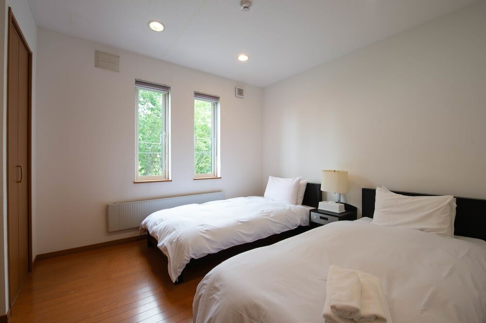 Фото Hurry Slowly