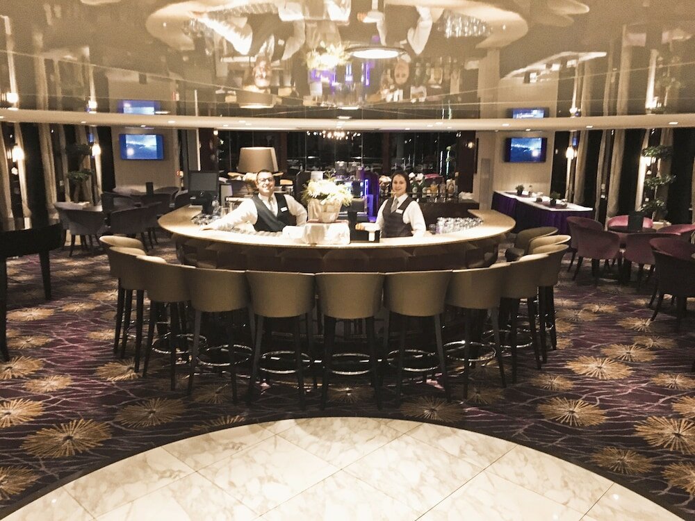 Фото Select Ms Charles Dickens - Neuss