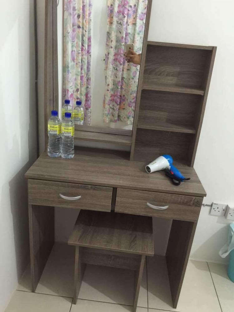 Фото Semporna House