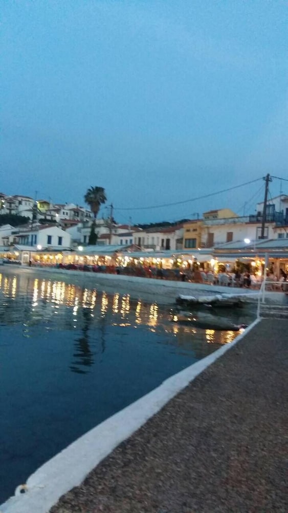 Фото Christina Pansion- Adults Only