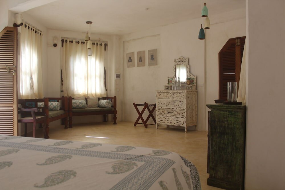 Фото Kijani Hotel