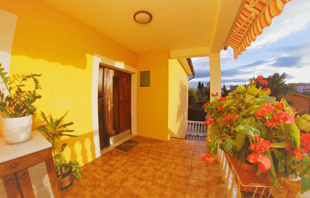 Фото Vacation Pool Apartments