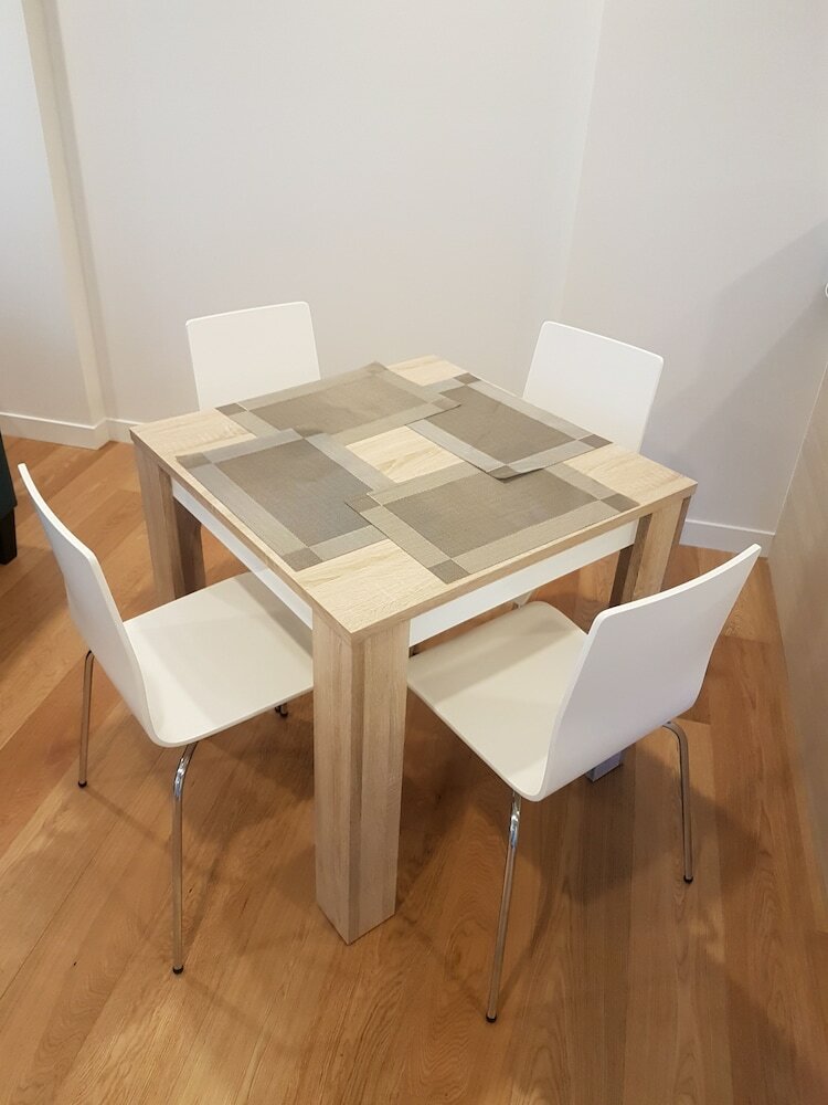 Фото The Ivory at Epsom