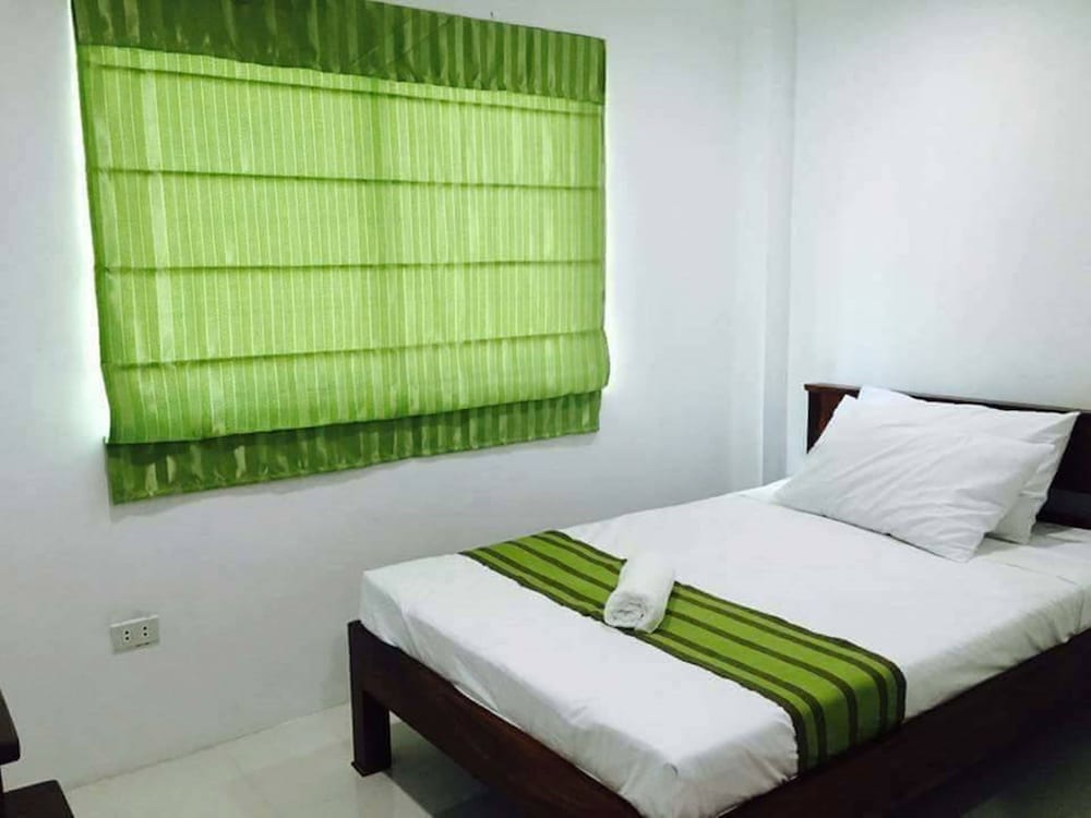 Фото Hotel Lola Natividad