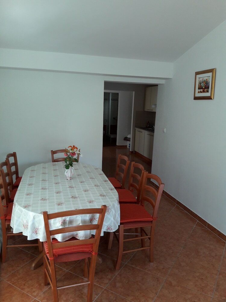 Фото Apartments Metajna X