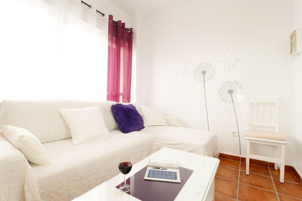 Фото Apartamentos San Francisco by Summerland