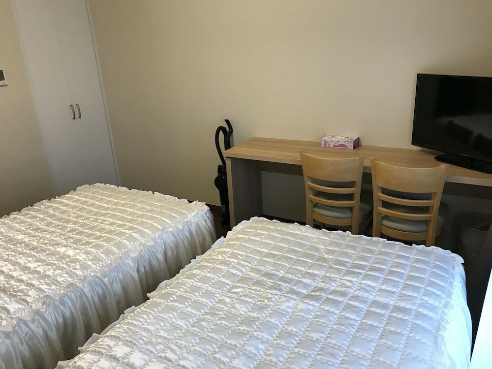 Фото Weekly Harbor View Mansion Ginowan