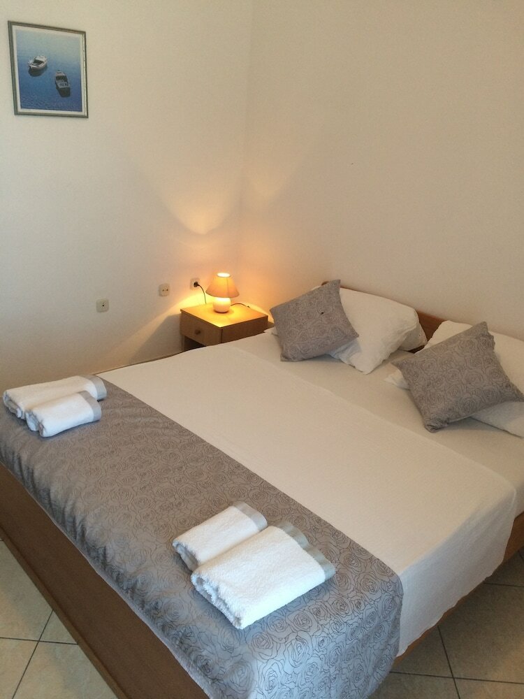 Фото Villa Menalo