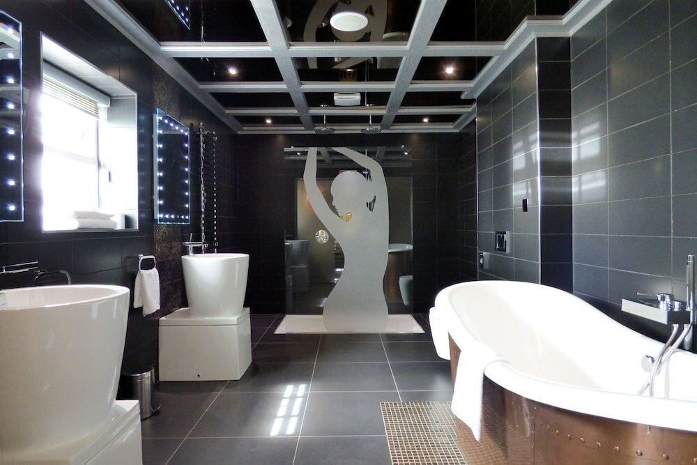 Фото Me and Mrs. Jones