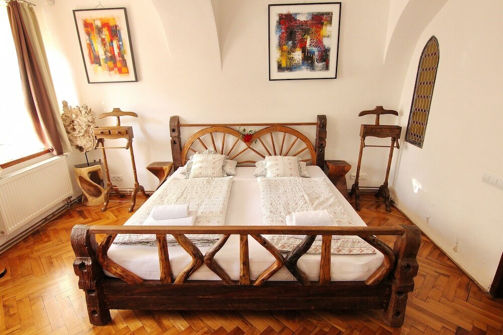 Фото House of Roses