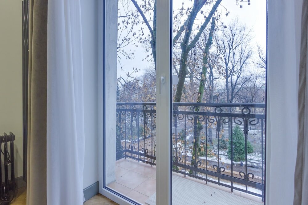 Фото Opera Apartments