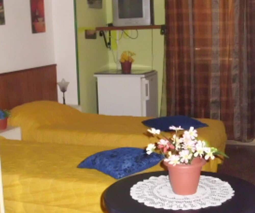 Фото Central Accommodation