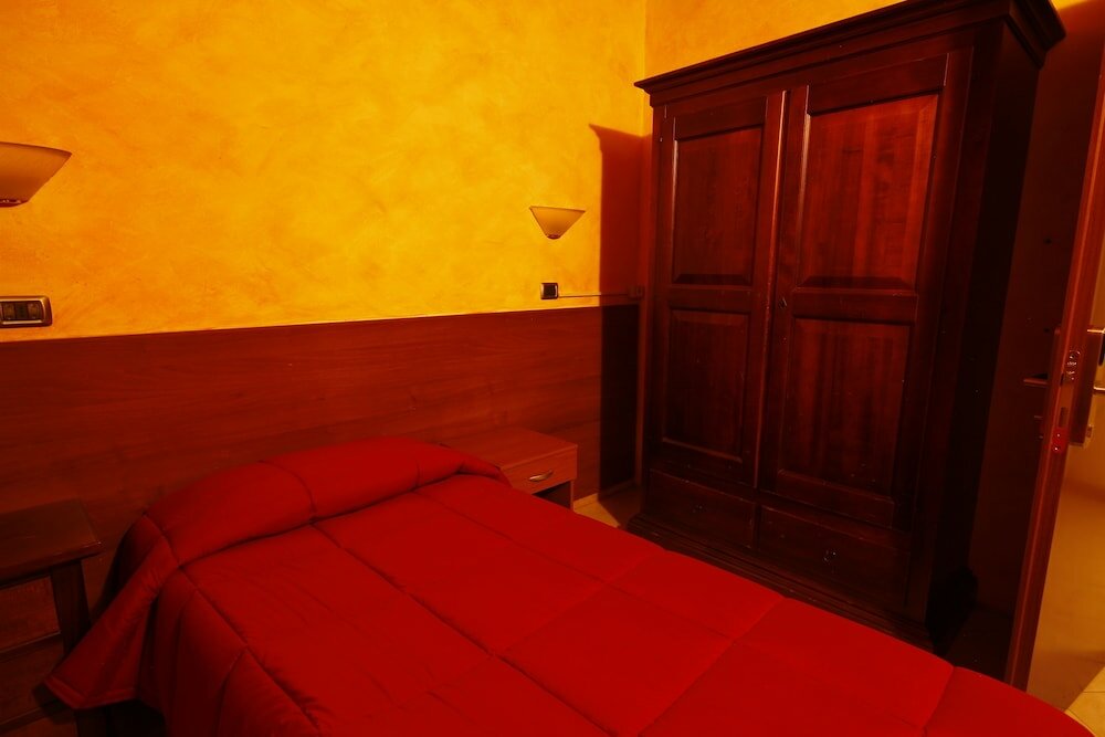Фото Hotel Duca di Tromello