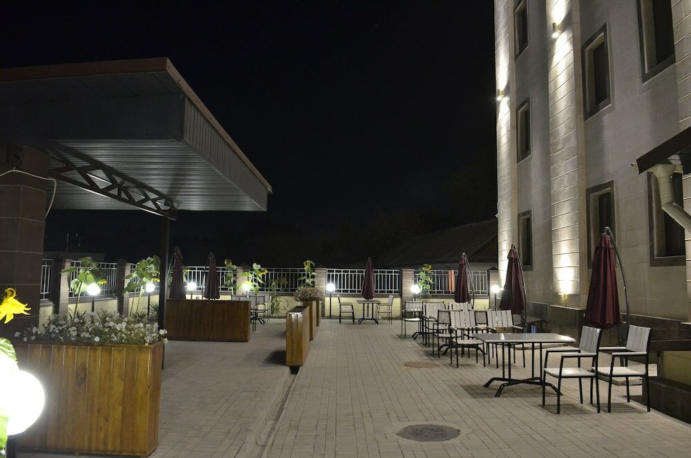 Фото Art Hotel Bishkek