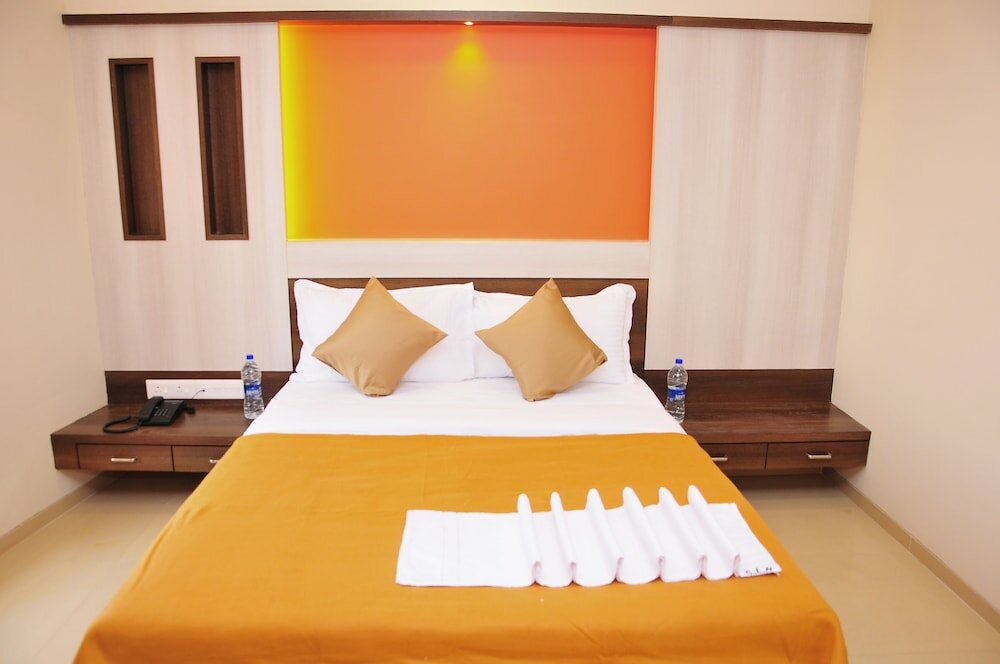 Фото Aakash Hotel