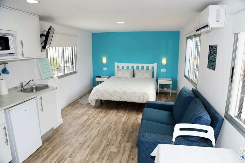 Гостиница Villa Ana Apartments в Бенидорме