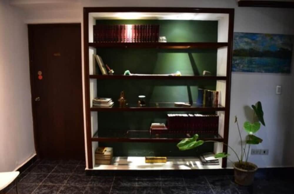 Фото Cinco Hotel