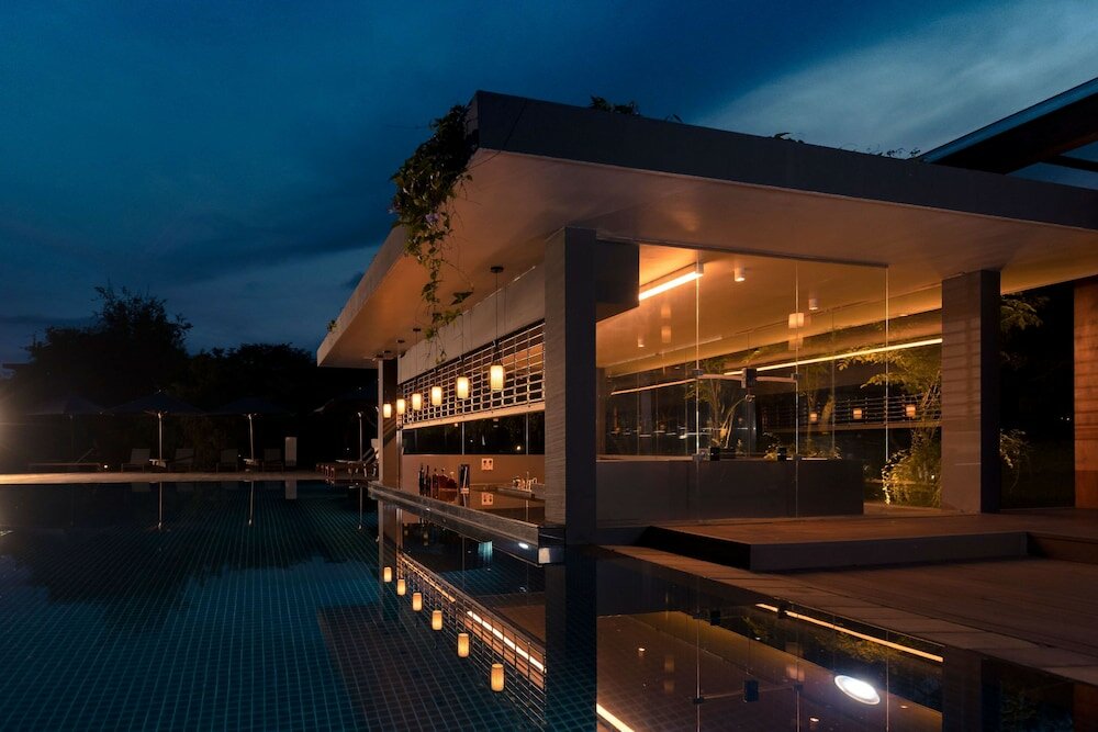 Фото DoubleTree by Hilton Weerawila Rajawarna Resort