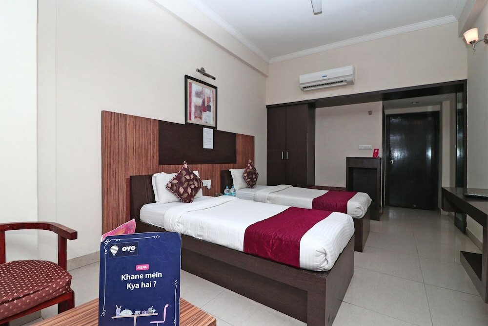 Фото Oyo 4754 Hotel Center Point