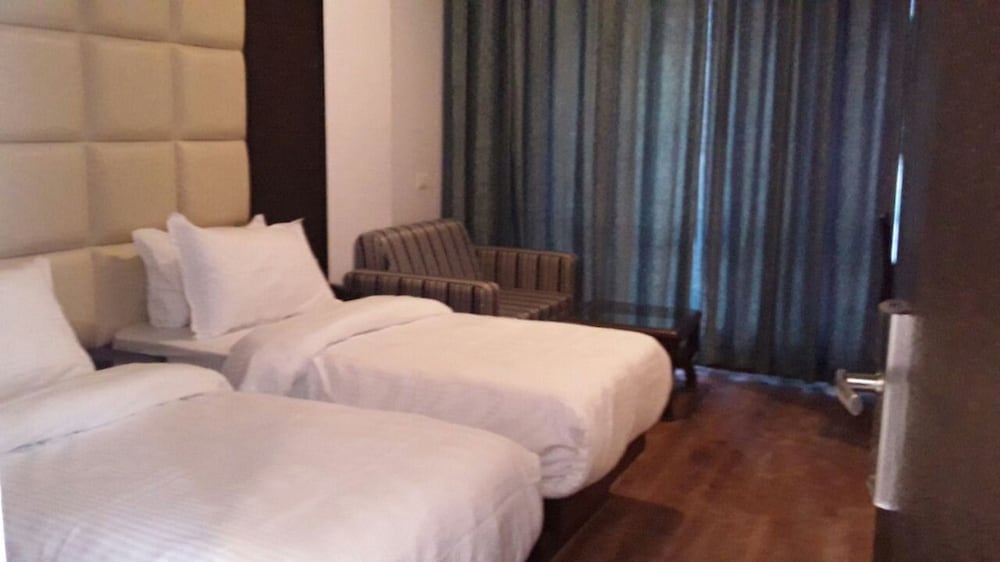 Фото Kamakshi Residency by Royal Collection