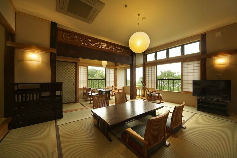 Гостиница Mizuno Inn Atami Ajiro в Атами