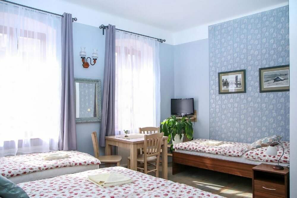 Фото Mini Hotel Abraka