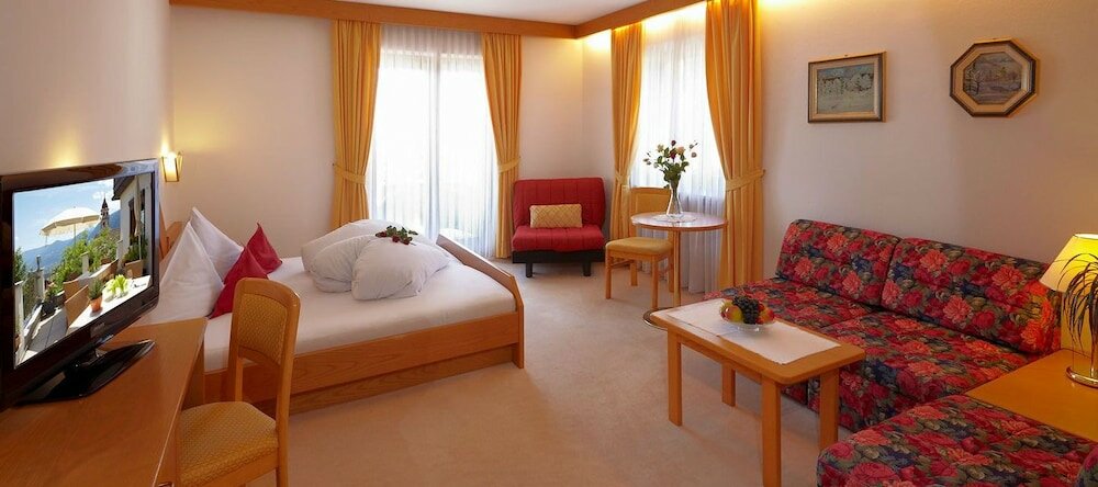 Фото Hotel Mair am Turm