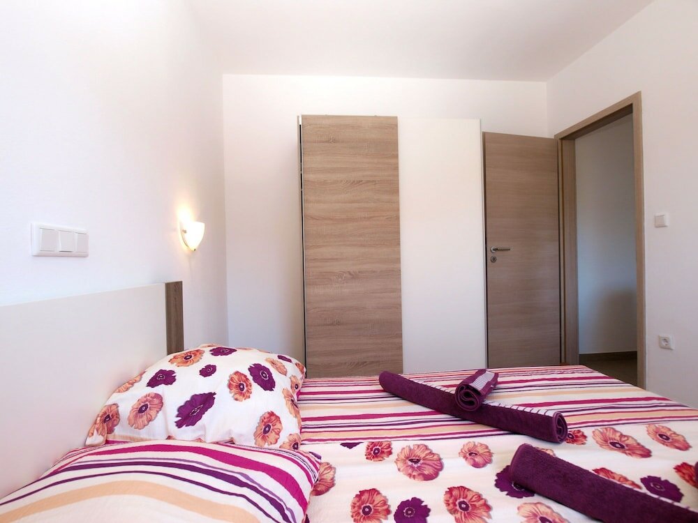 Фото Apartments Dario 1480