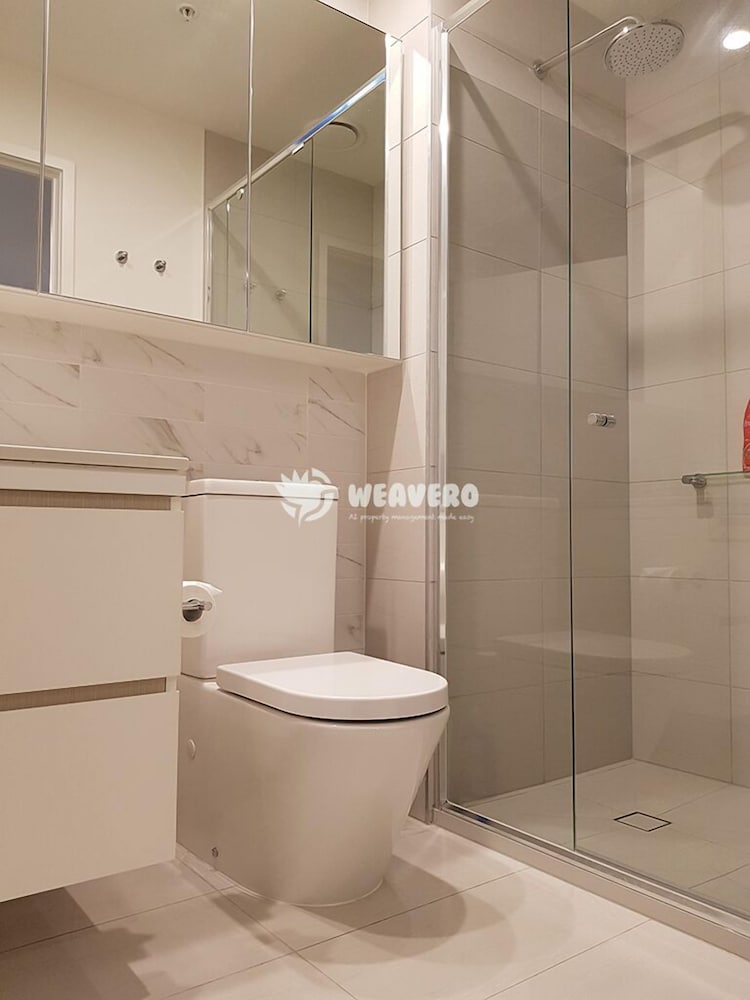 Фото Modern Living in Southbank Apartments