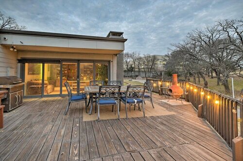 Гостиница Lewisville Ranch House for Rent on 5 Acres! в Льюисвилле