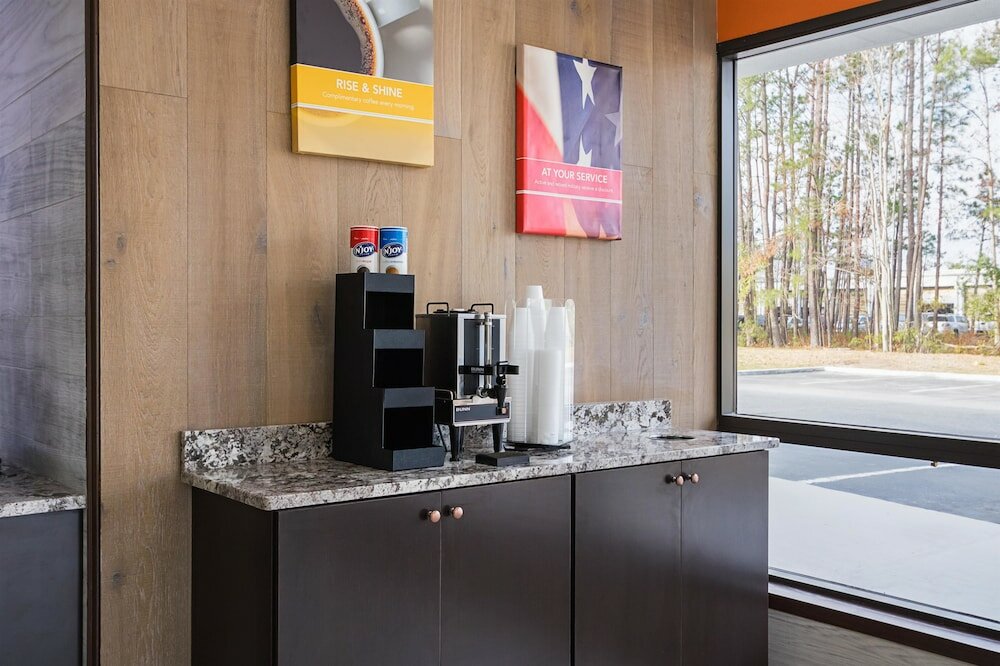 Фото Motel 6 Savannah, Ga - Midtown