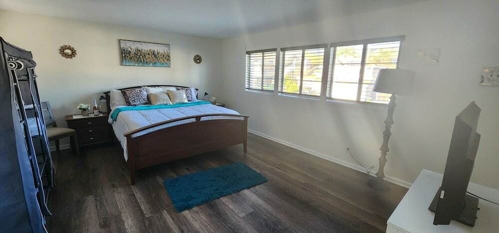 Фото Revelation Family