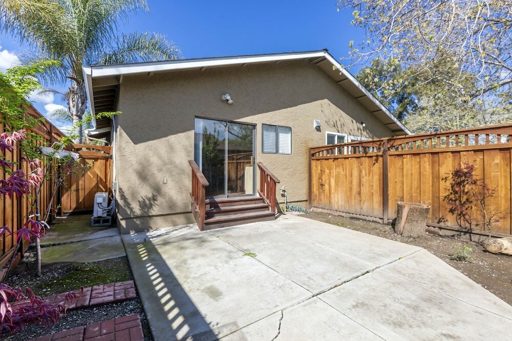 Фото Marbella Lane Duplex San Jose