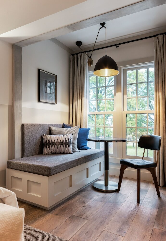 Фото The Louis Hotel