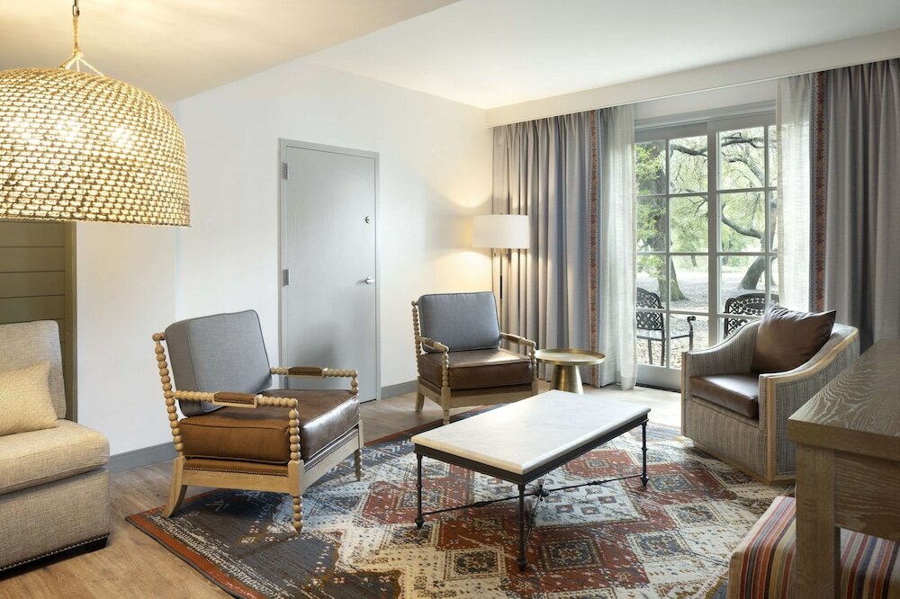 Фото Hyatt Regency Hill Country Resort & SPA