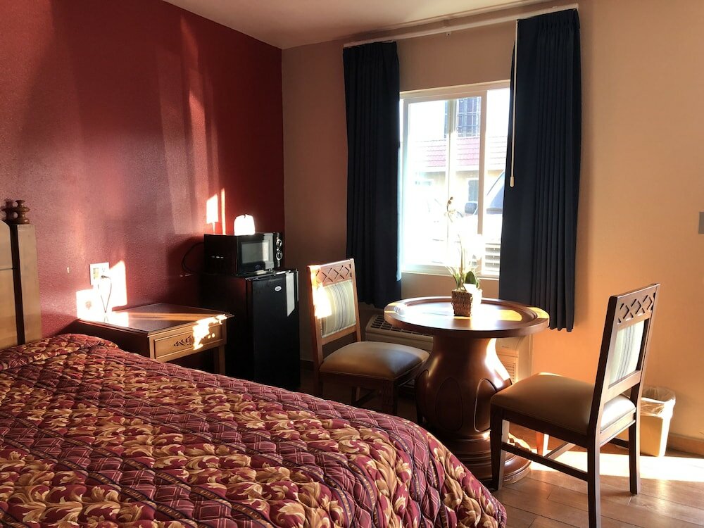 Фото The Fly Inn