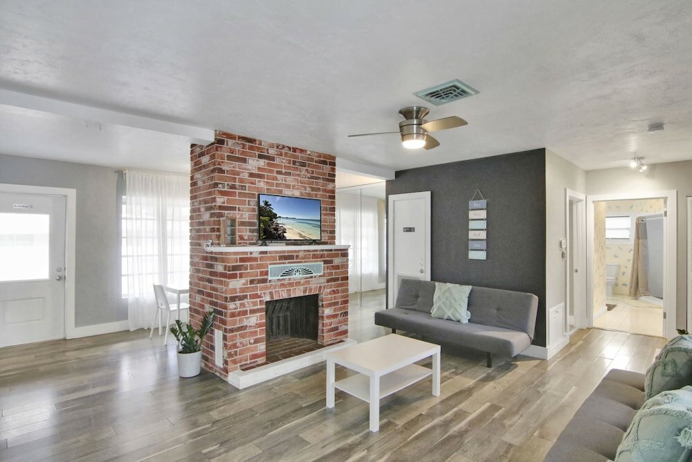 Фото Tarpon River Getaway