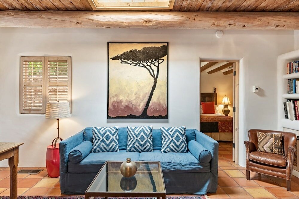 Фото Casa Siempre Mayo - Railyard Gem, Walk to Plaza