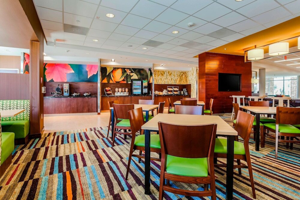 Фото Fairfield Inn & Suites Pecos