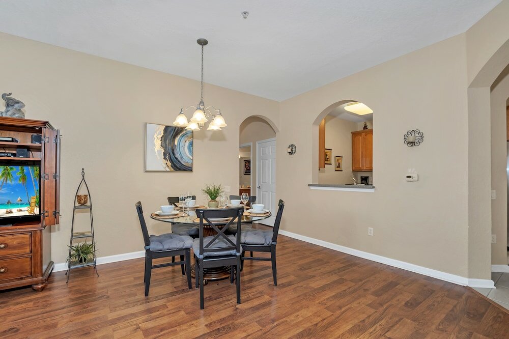 Фото Renovated Condo by Convention Center & I-drive