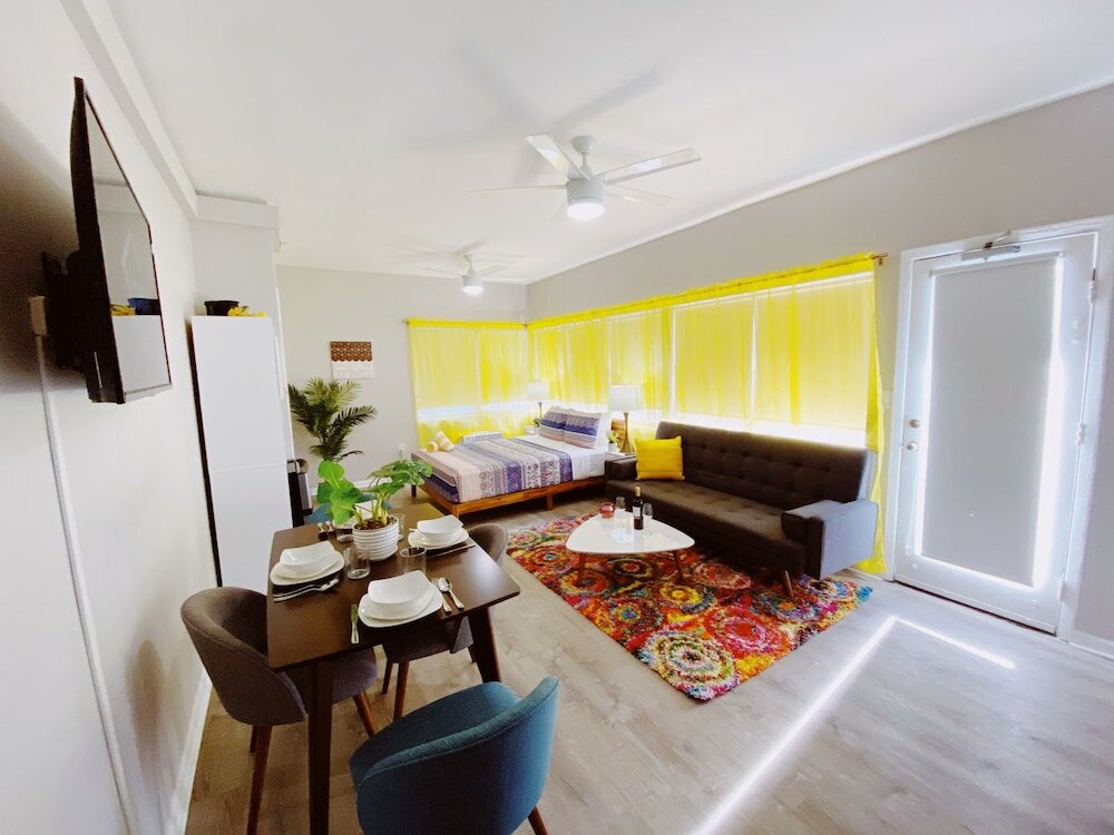 Фото Miami International by Lowkl