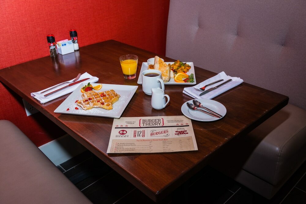 Фото Holiday Inn Houston Downtown, an Ihg Hotel