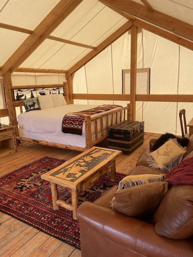 Фото Yellowstone Dreamin Camp