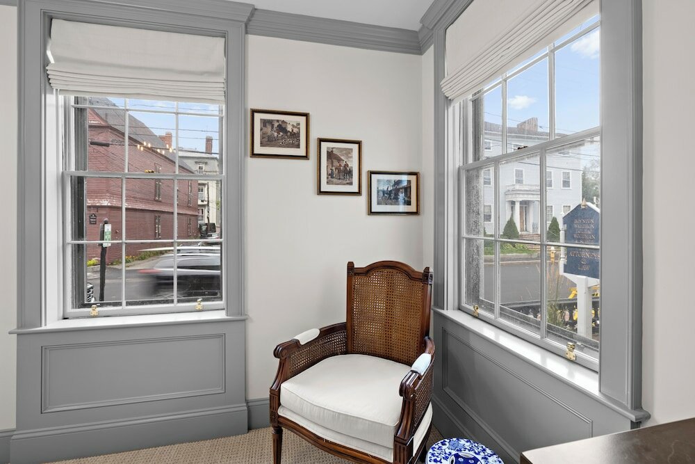 Фото The Davenport Inn