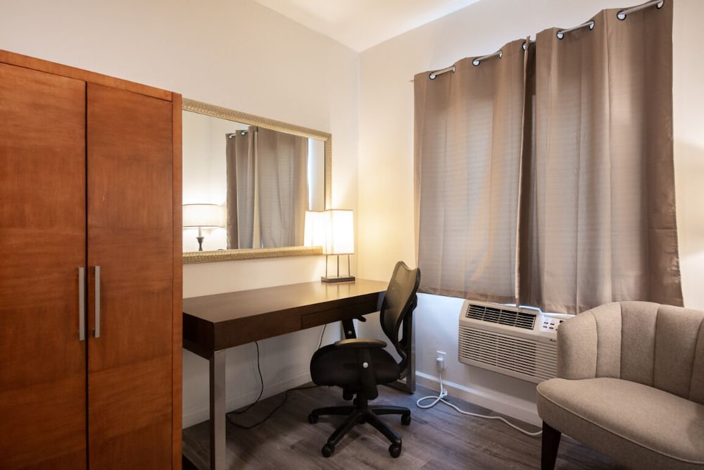 Фото Anchor Pointe Inn