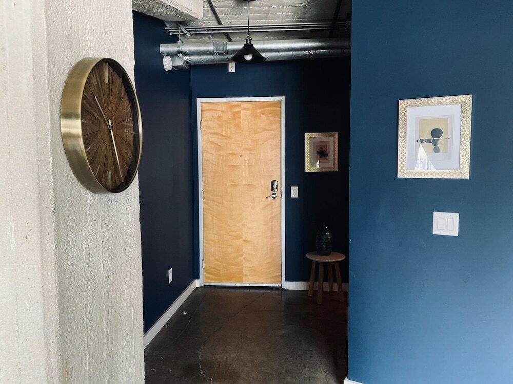 Фото The Cosmo Lofts